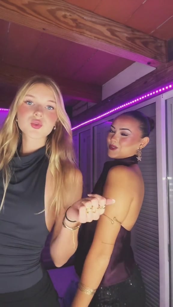 @Lena