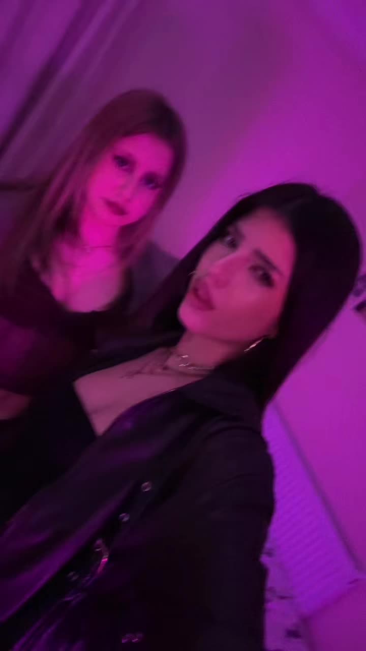 @nicole