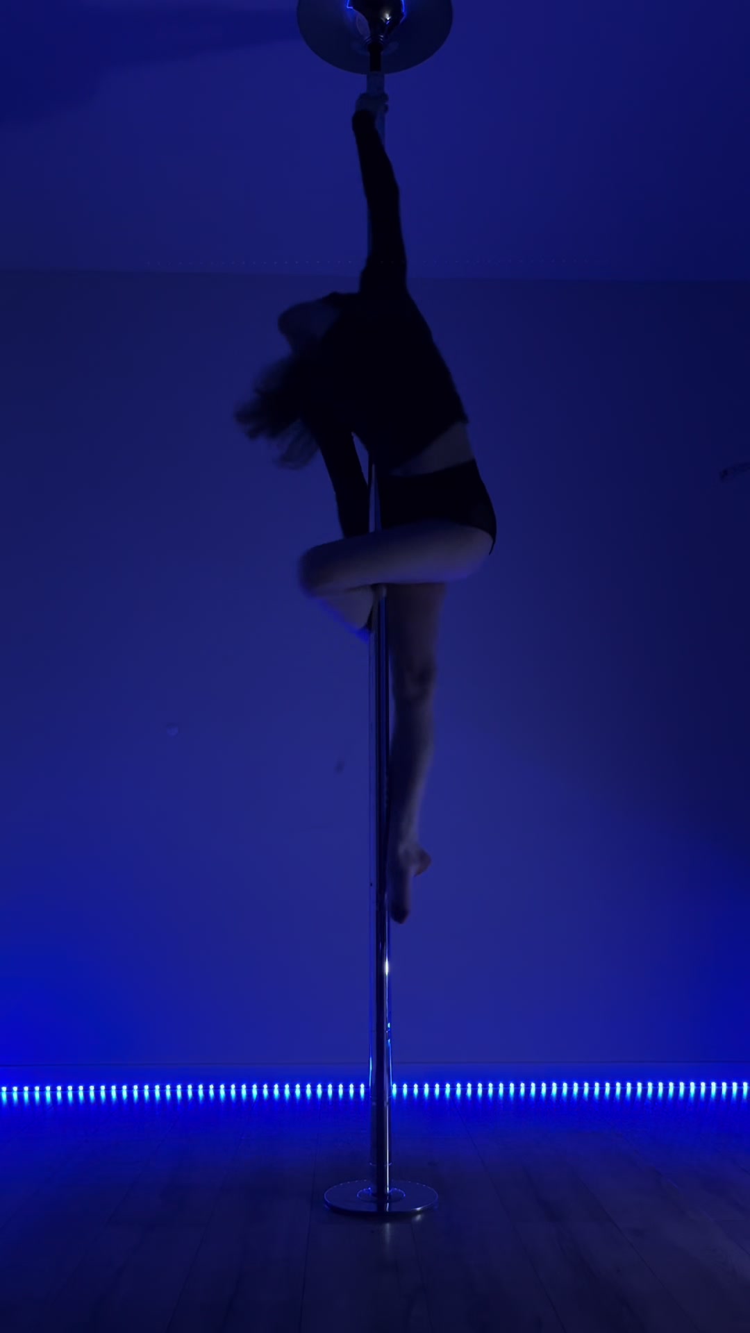 @poledance_xviqen