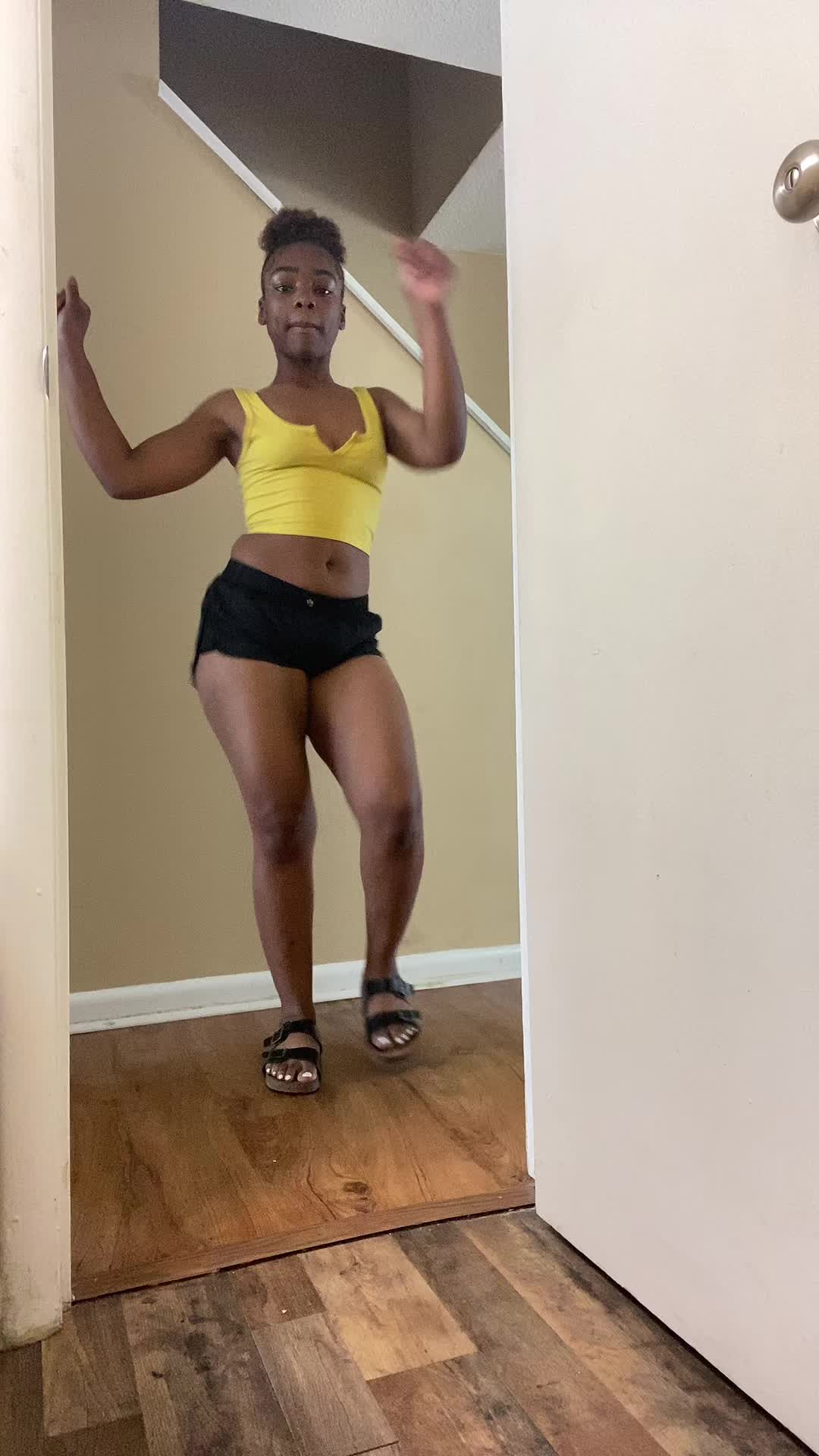 @Caziyah 😚🖤