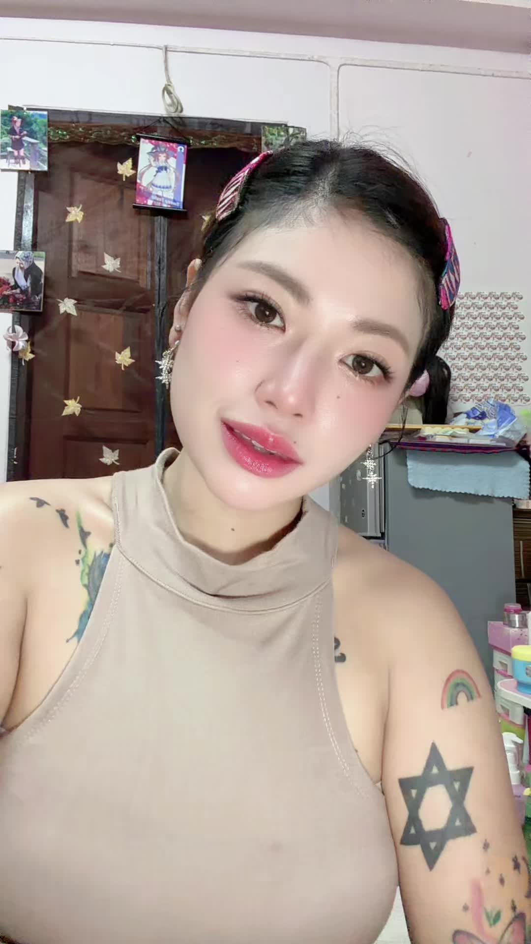 @<อะบู้ สายรุ้ง>《Ar Nya》
