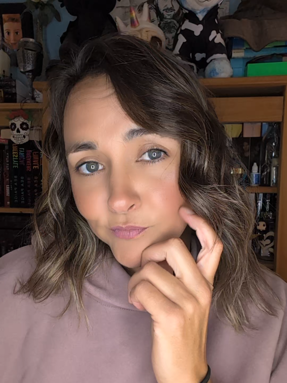 @Leila Kotori - Fantasy Author