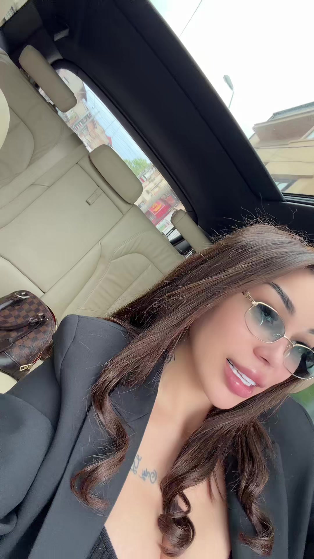 @Alexandra-Alisorii