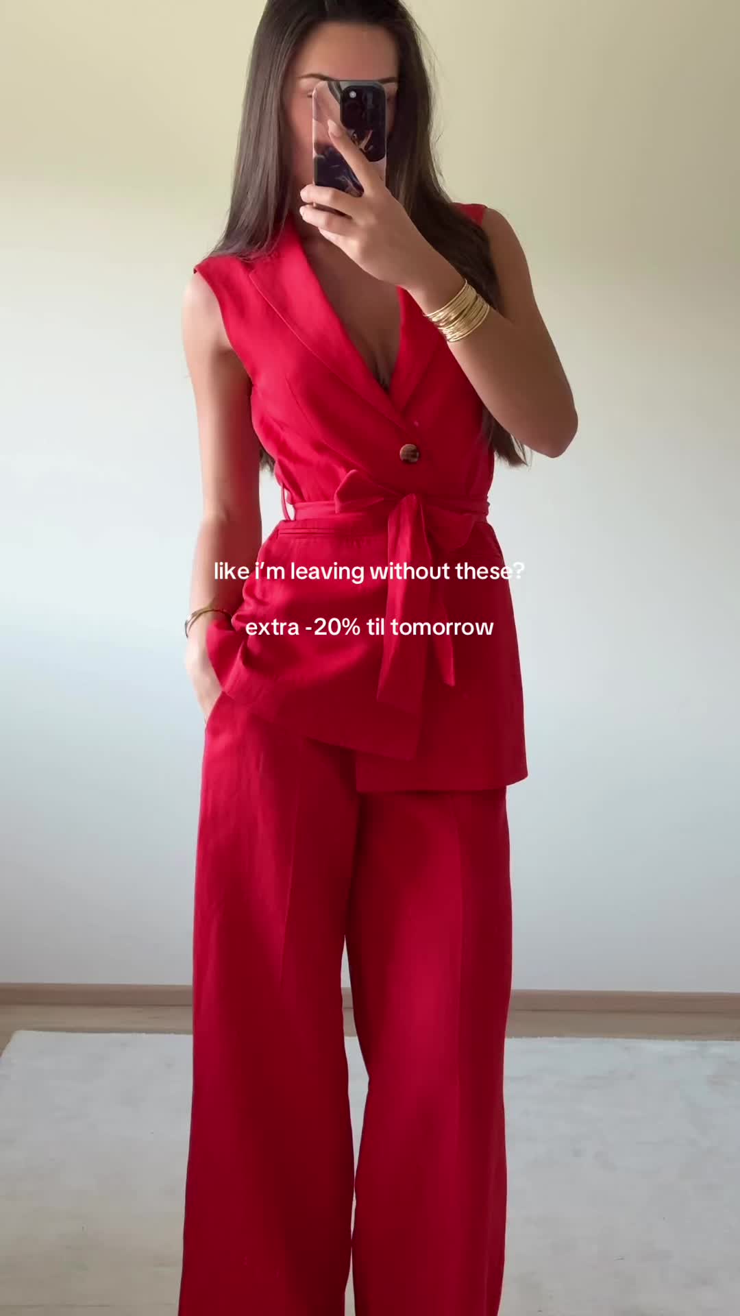 @ivonikkolo