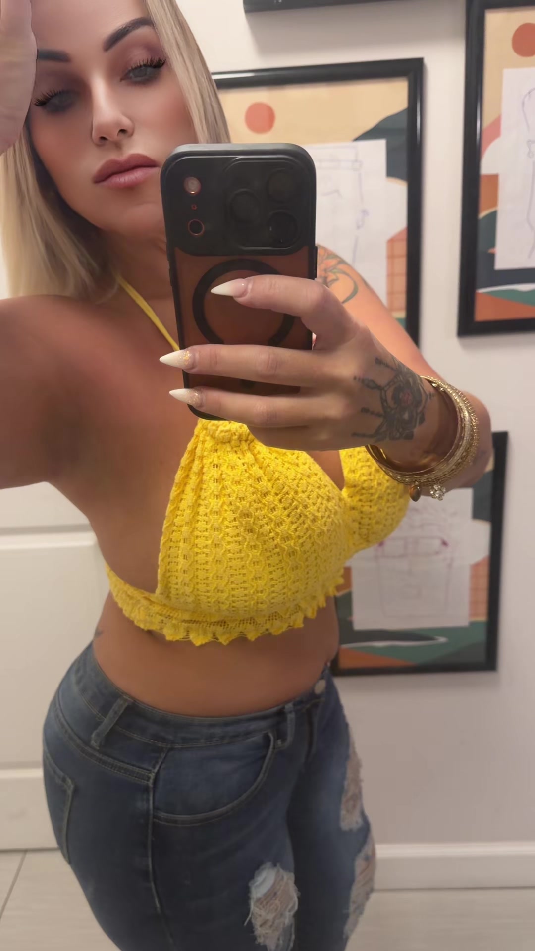 @Ágata González