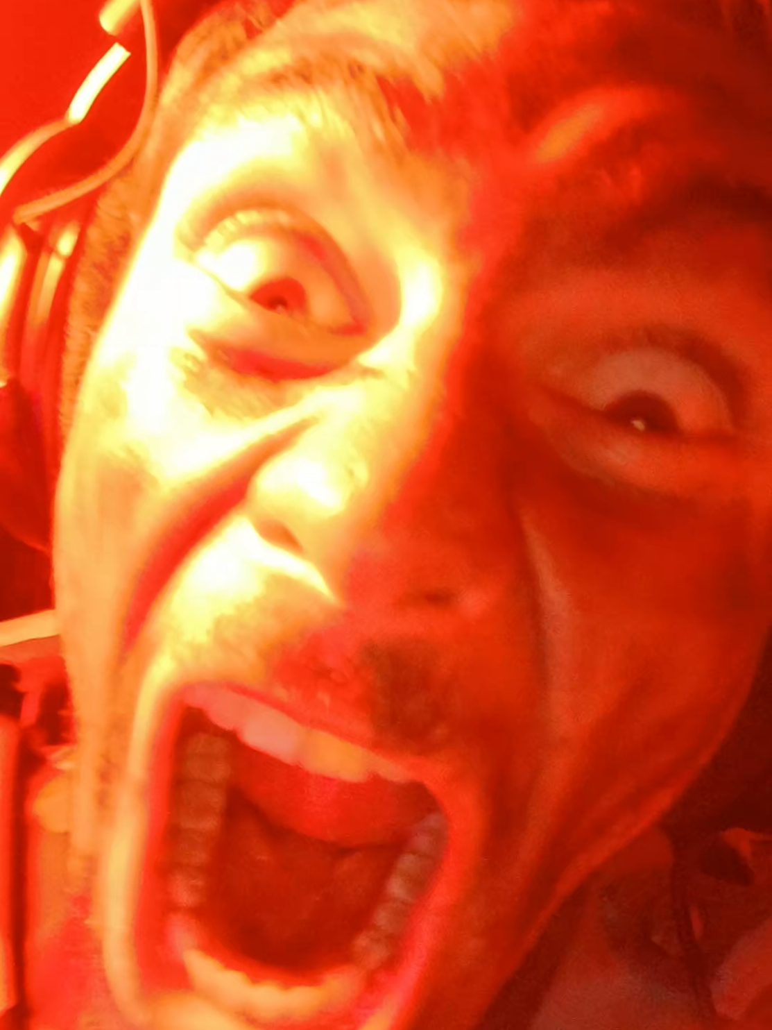 @FLOSHARK