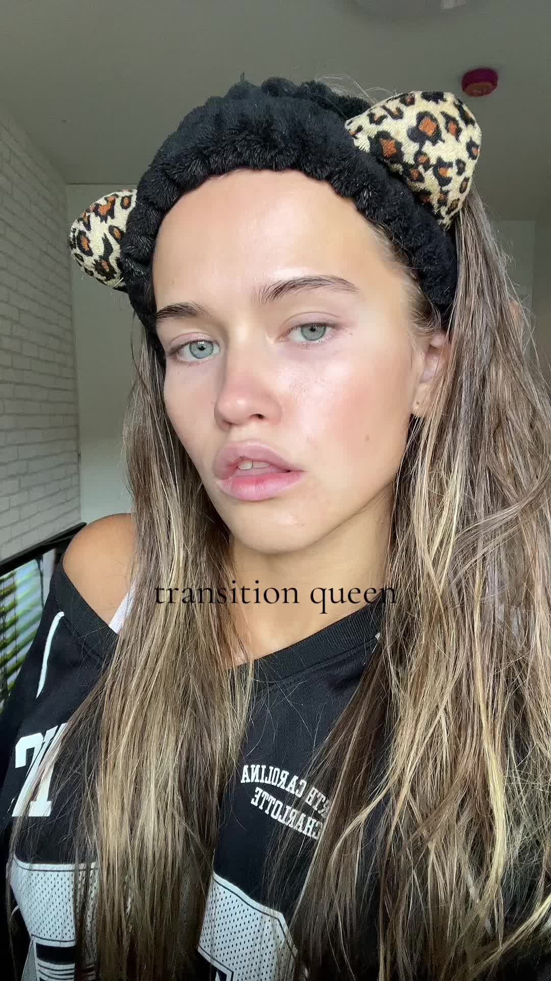 @nia