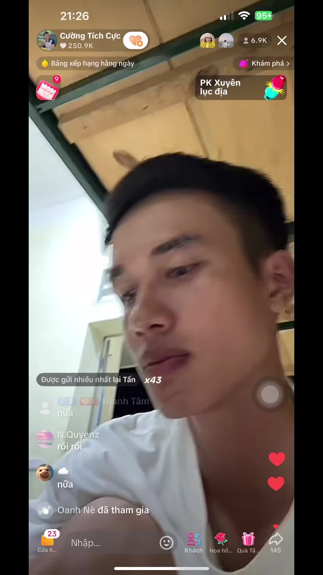 @Embeyeuoi 🐳