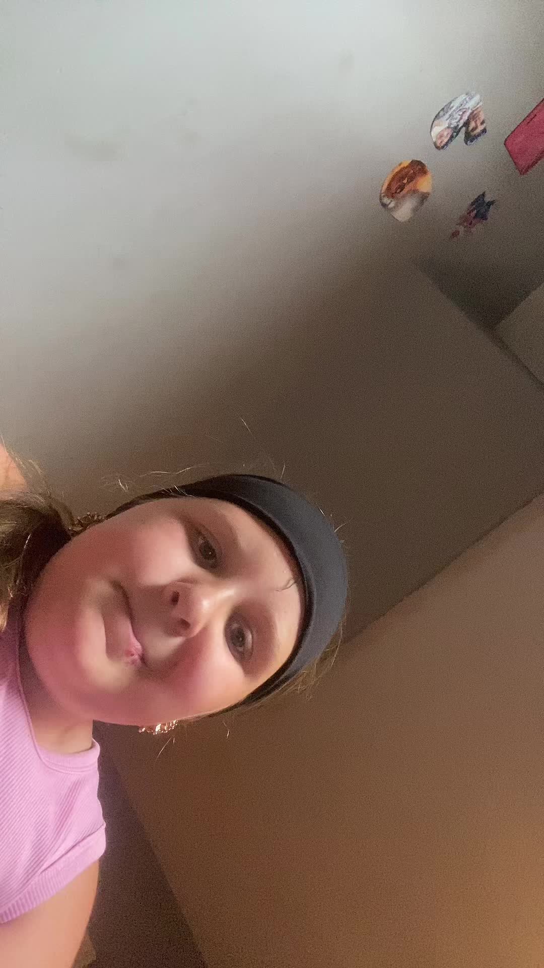 @QueenChanel09🛍️🎀✌🏻❤️💖💘