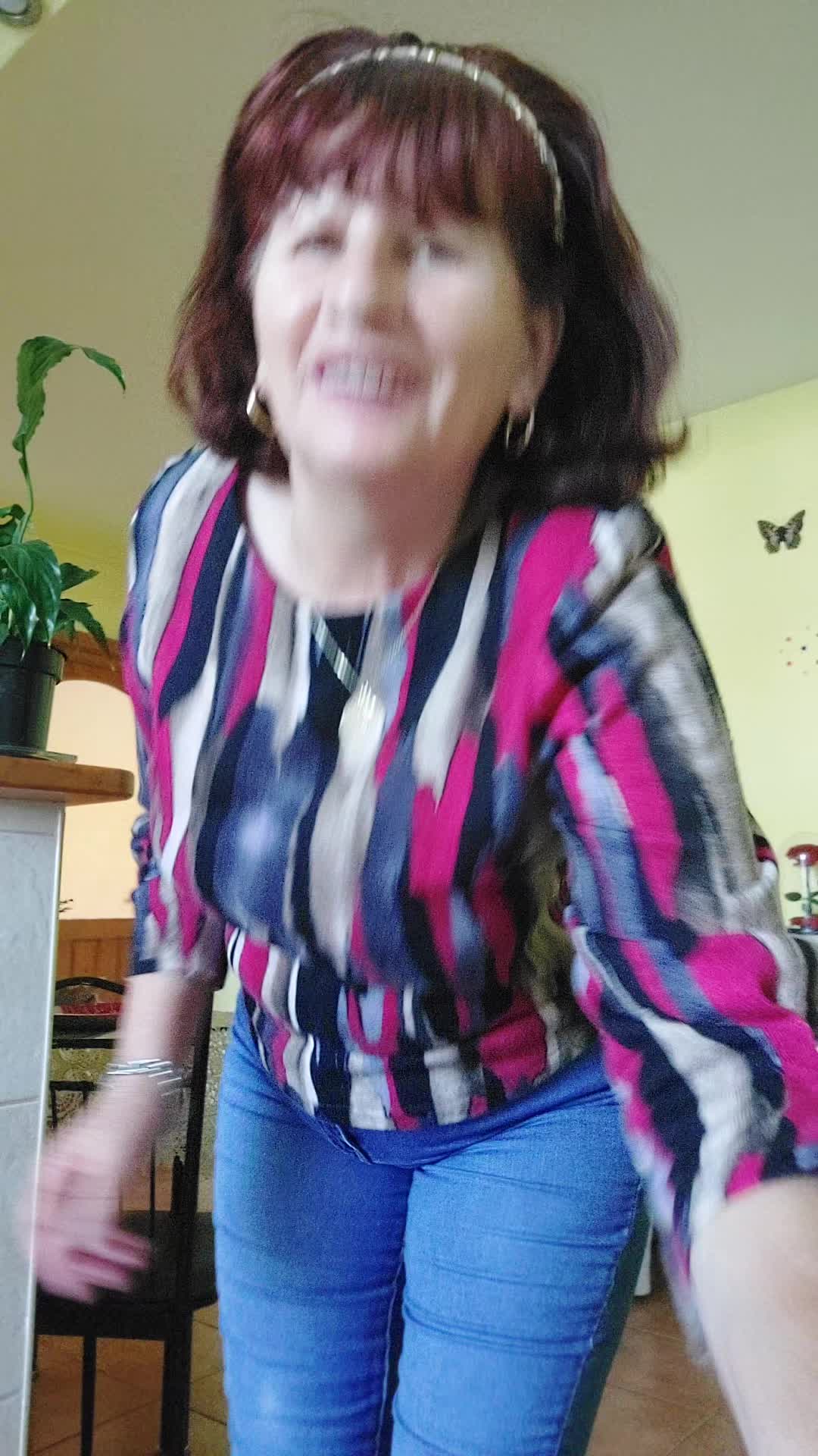 @Nina Cozma