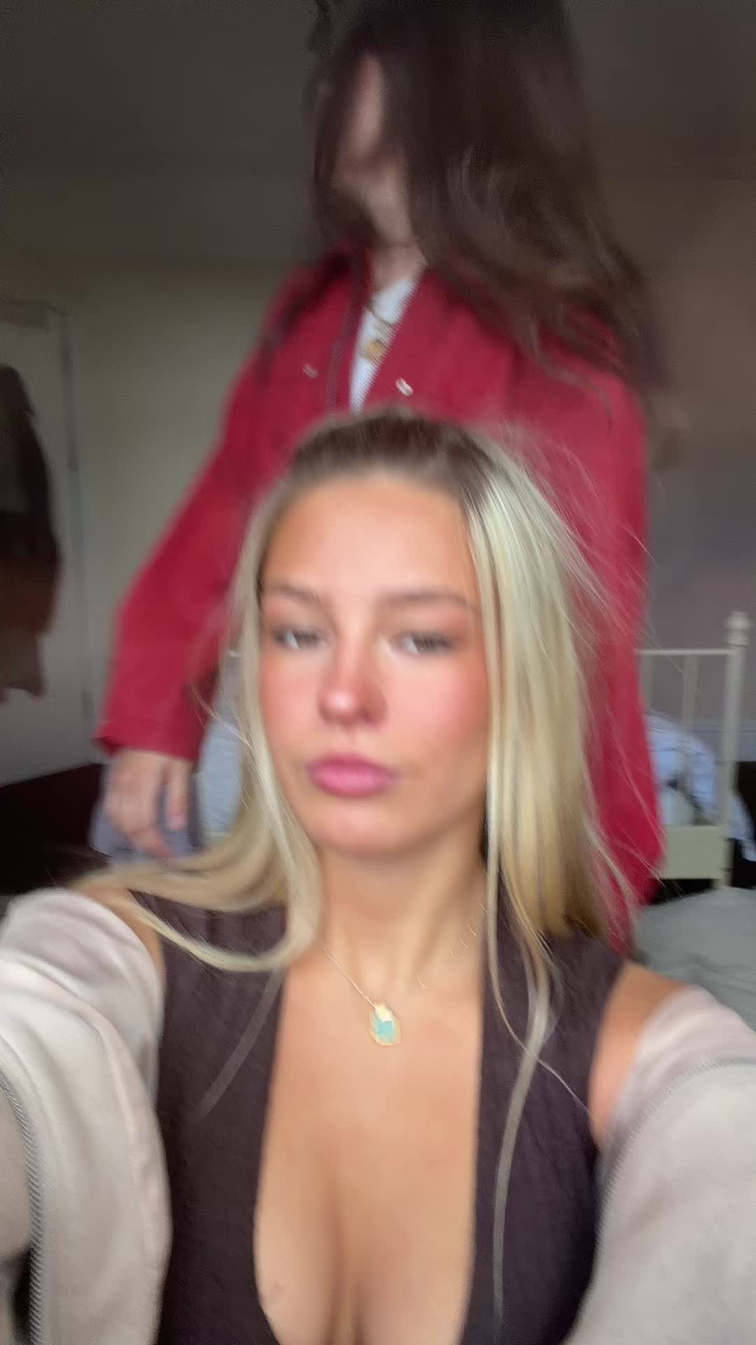 @Macy