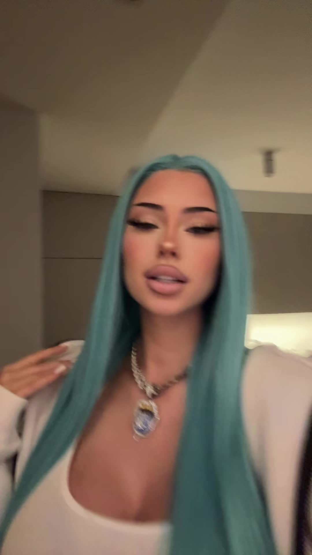 @Syndii69