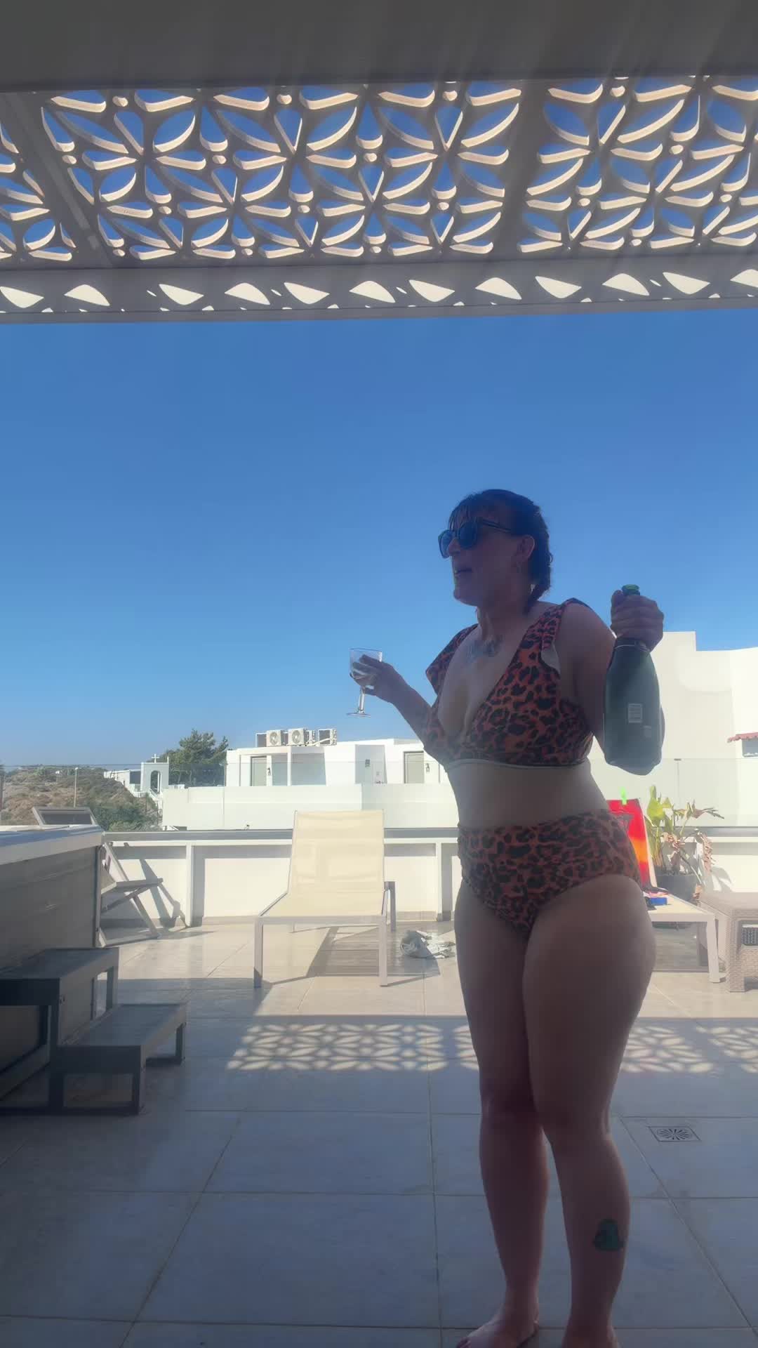 @Sarah-jane Mitchell