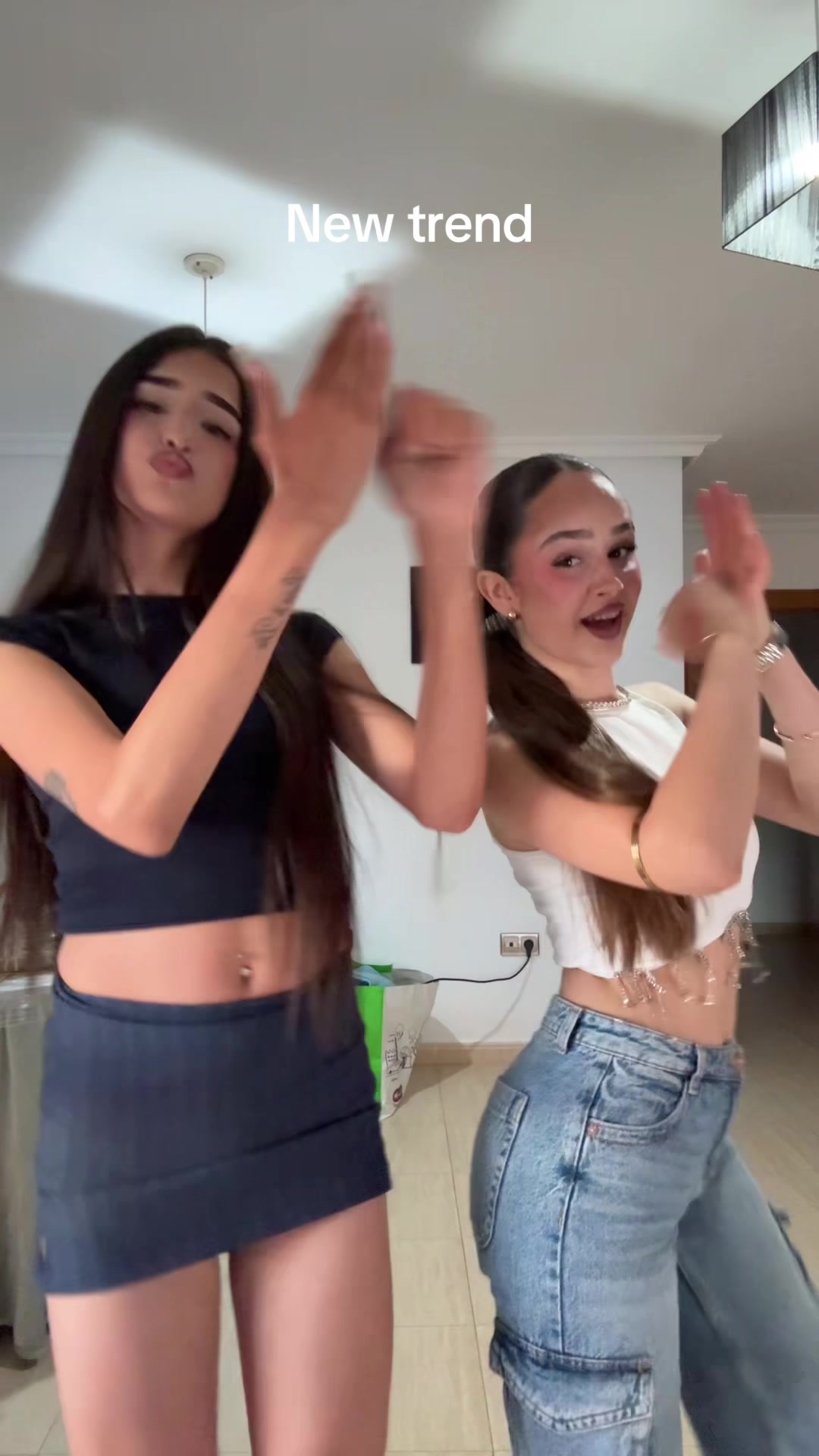 @chloecalvache_