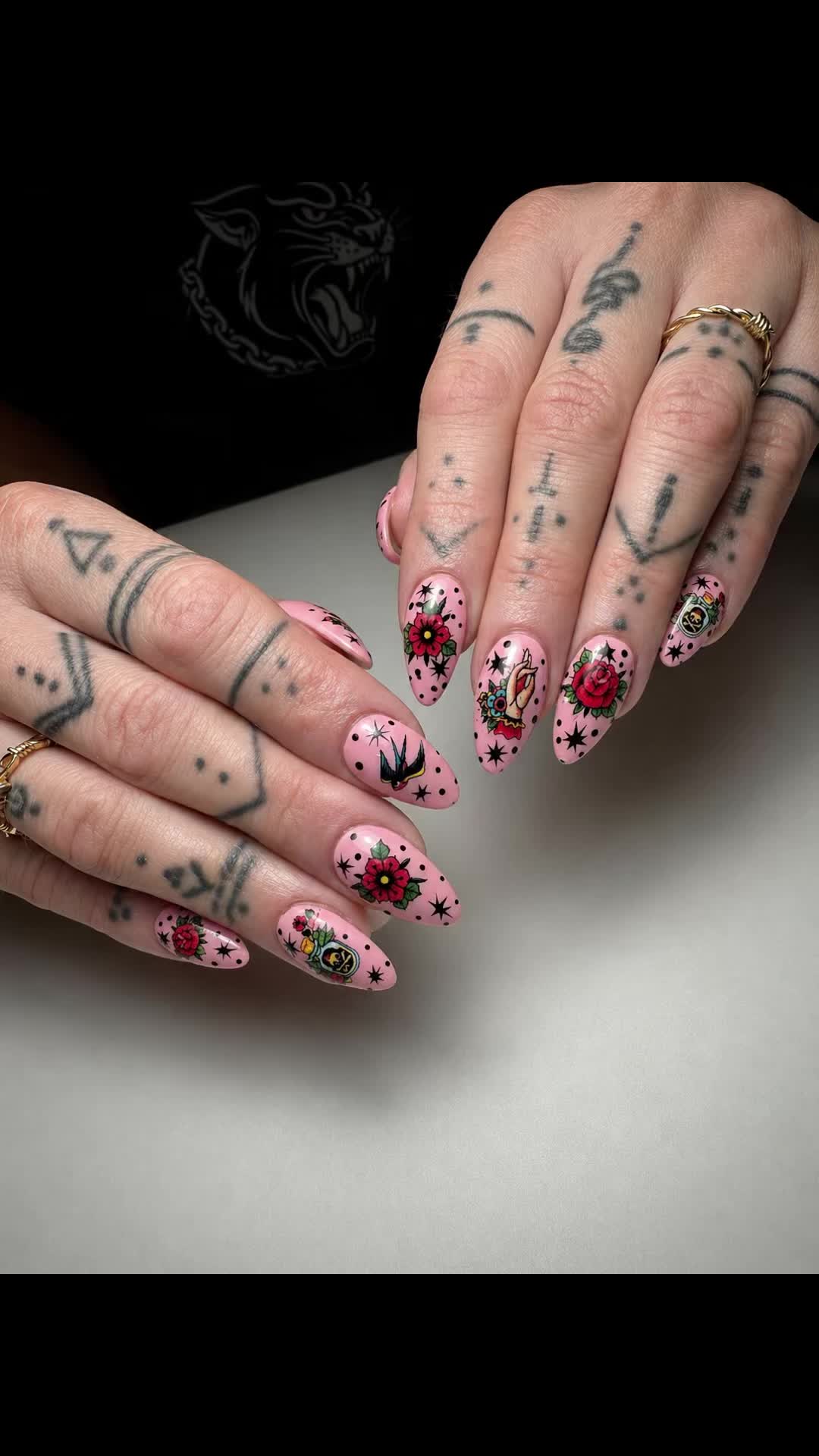 @Skullpture_Nails