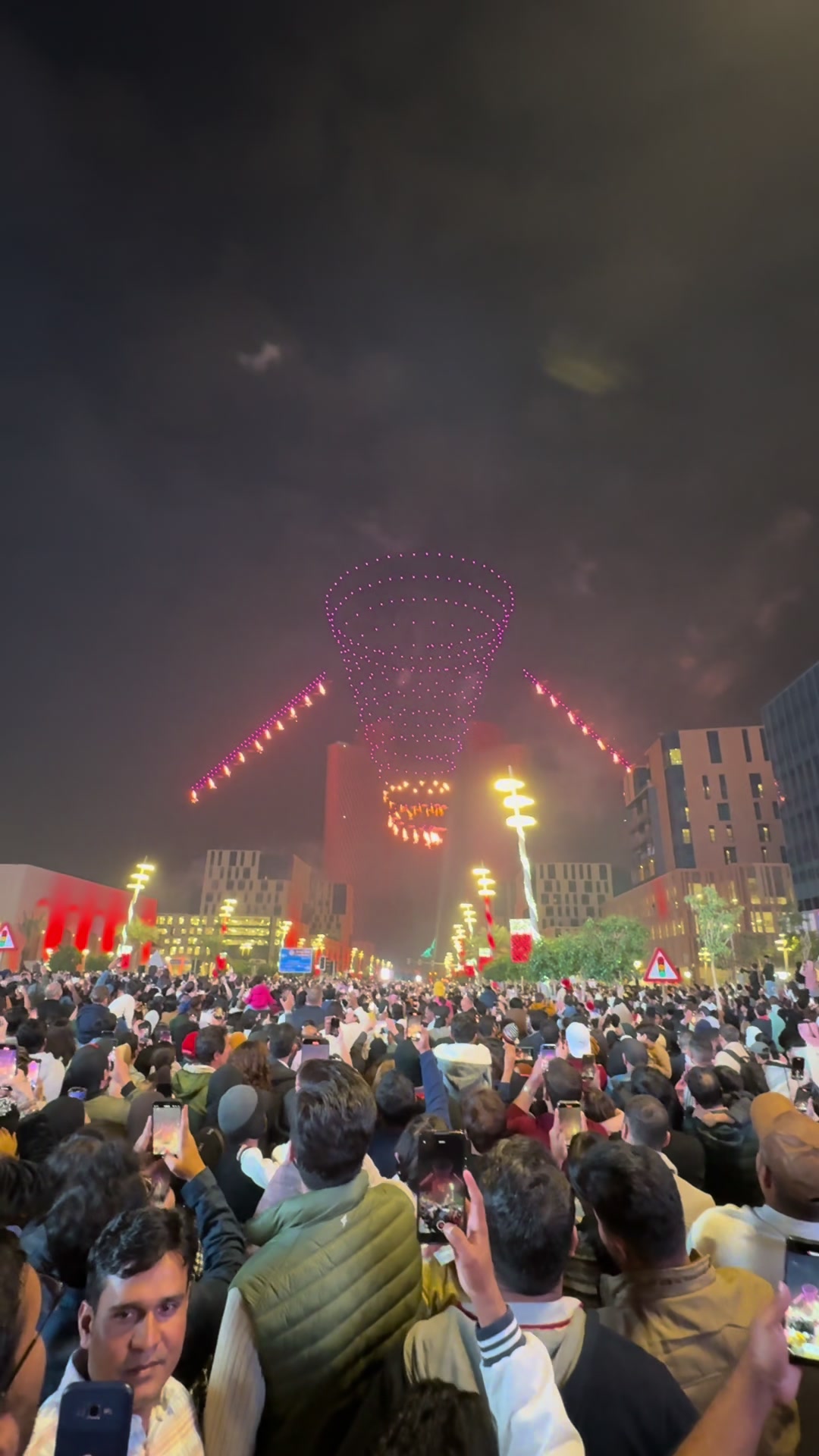 @M /\ Ł I K🇶🇦