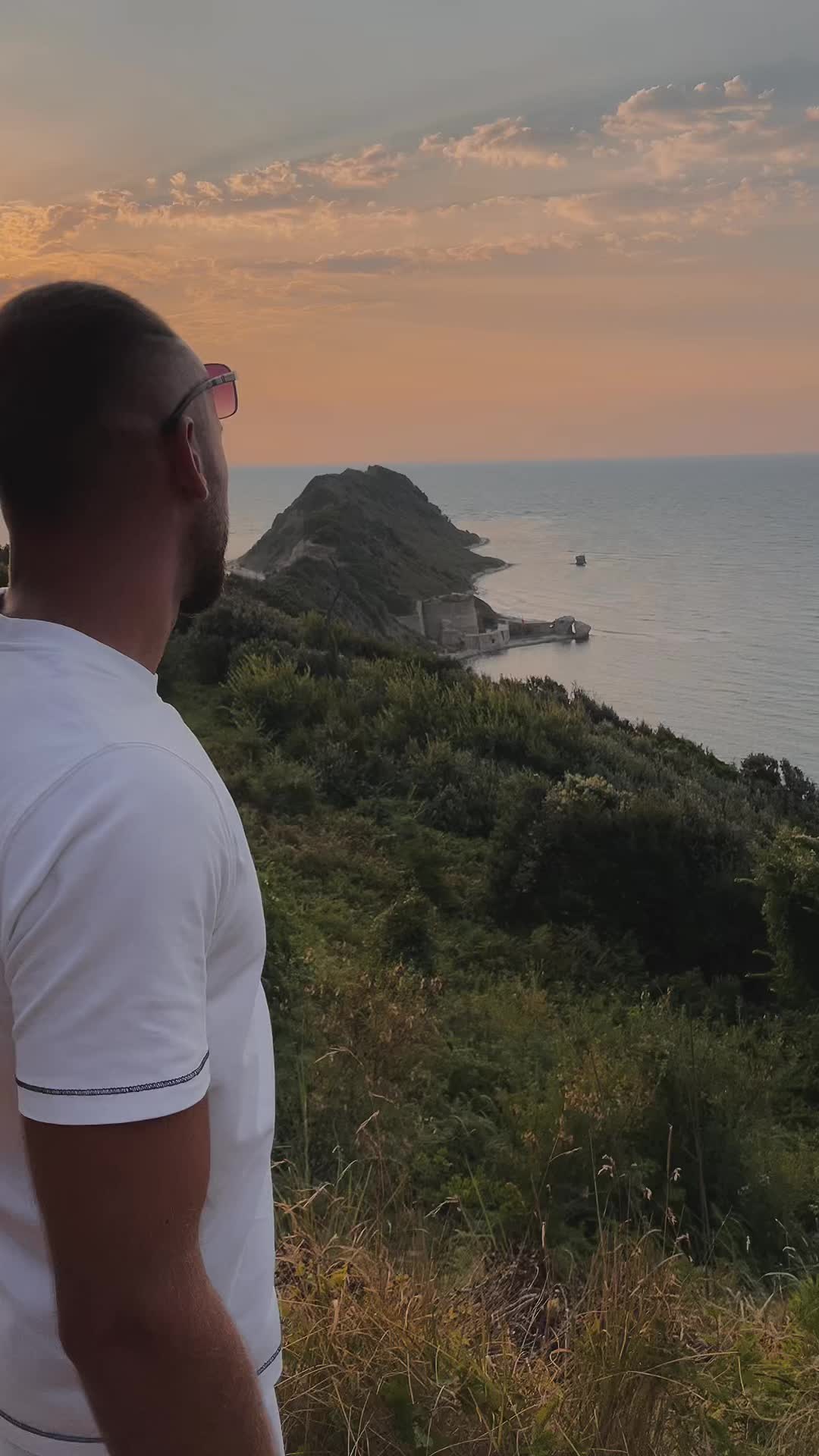 @Haxhi