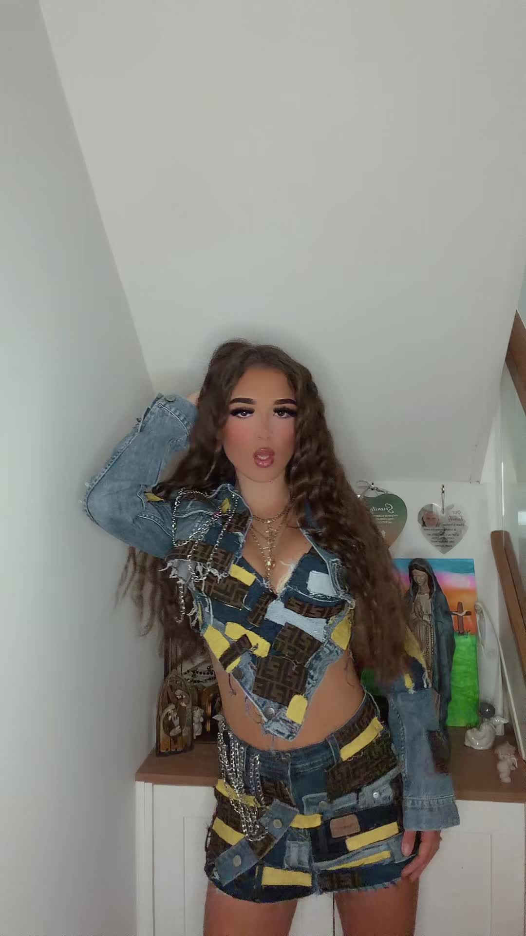 @𝓑𝓮𝓵𝓵𝓪-𝓫𝓸𝓸♛