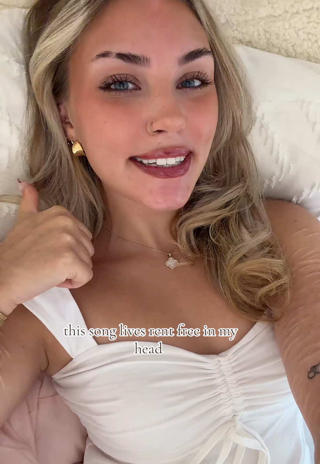 @caitlinleighking