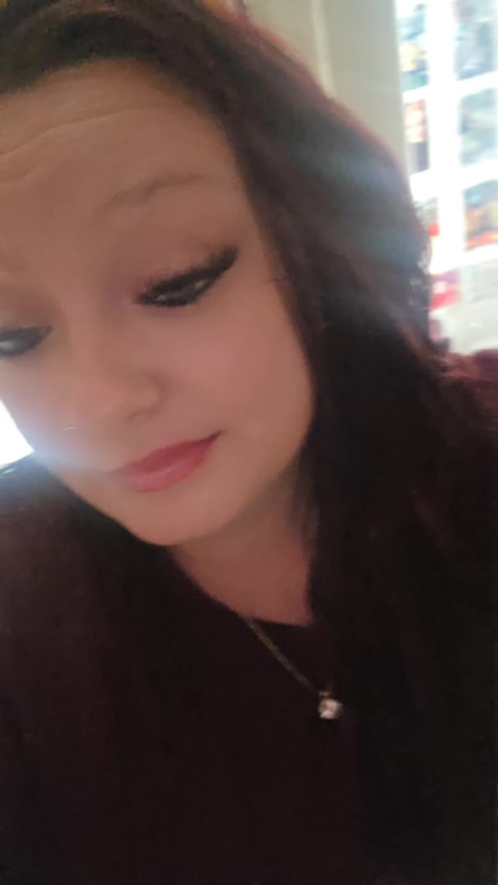 @HisQueen👑