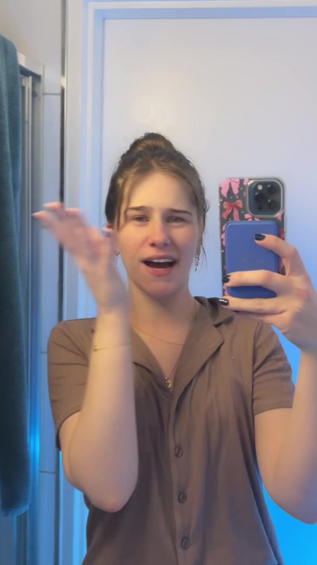 @AlauraBidingCitizen