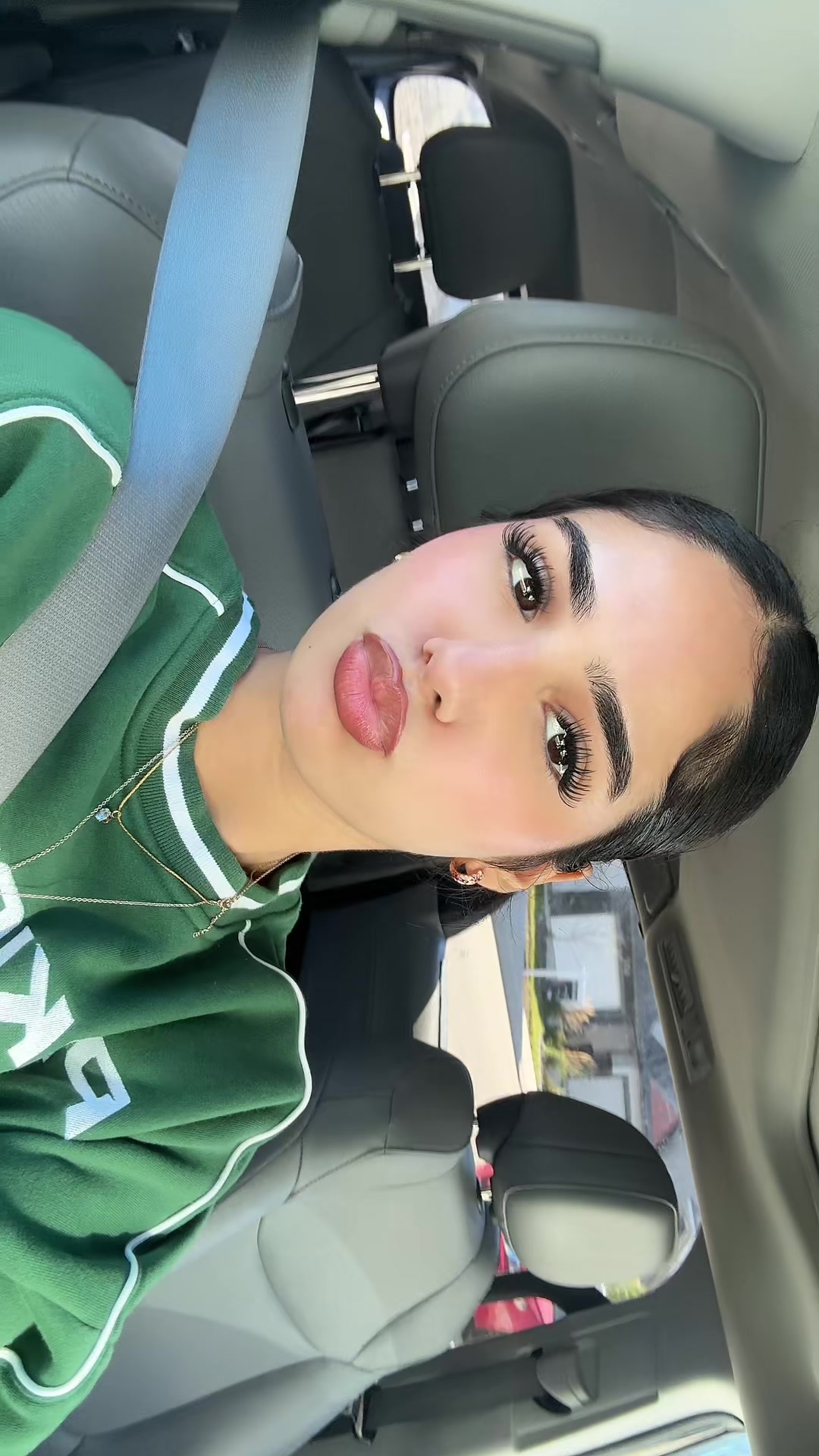 @Ishdagrape