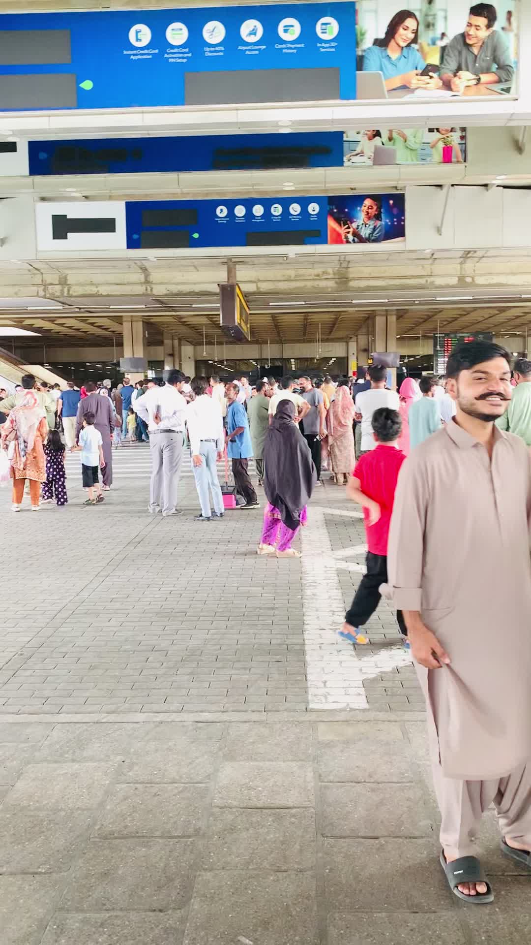 @&hearts;️Zawar Azhar jeelani&hearts;️