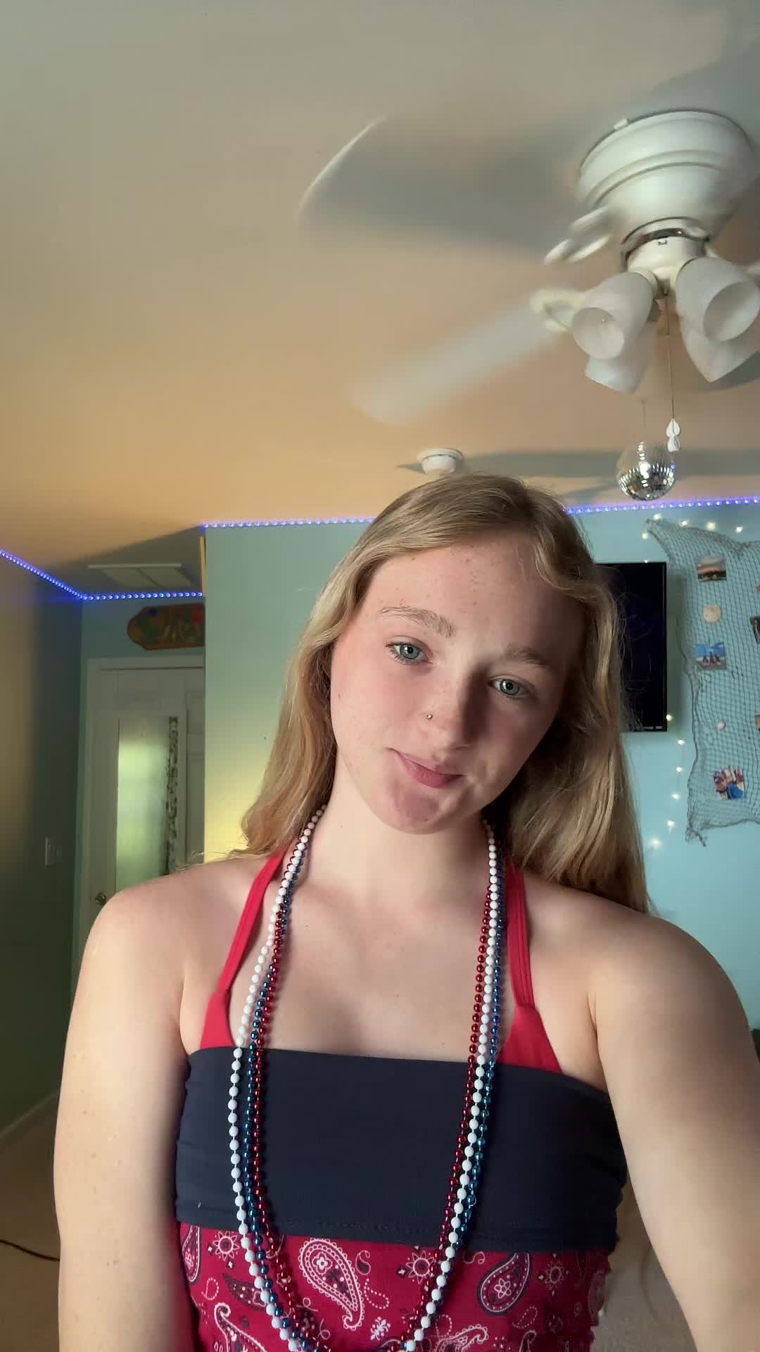 @Merrr