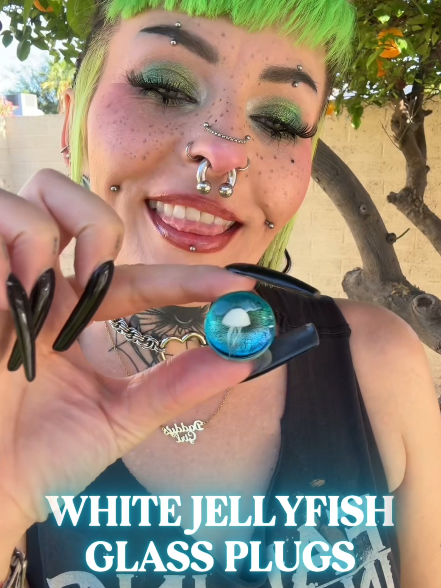 @twofeatherconnection