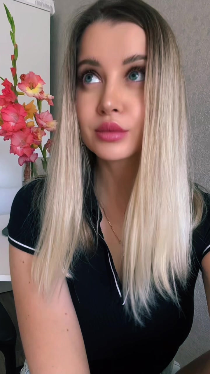 @Sofi🖤