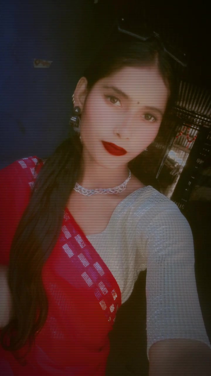 @Sahani❣️ QUEEN