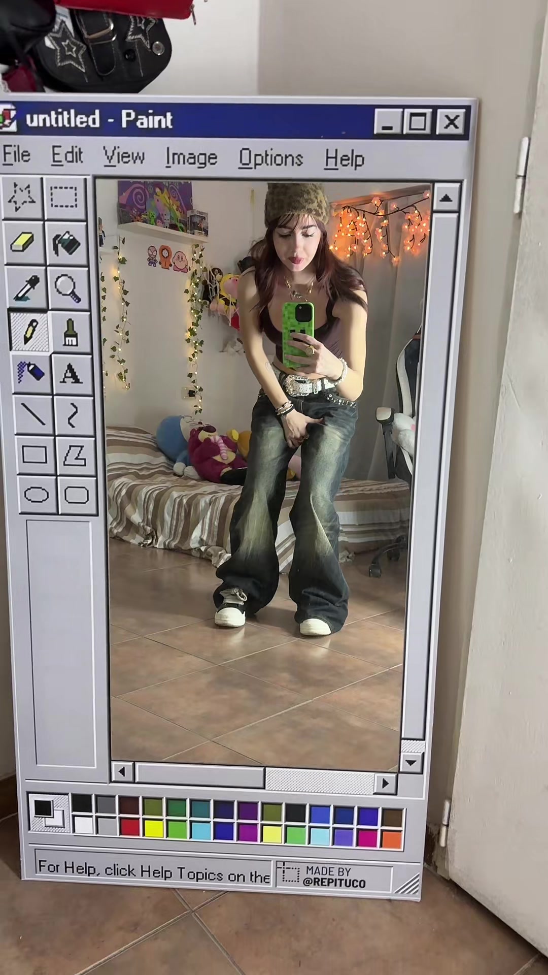 @vickyest