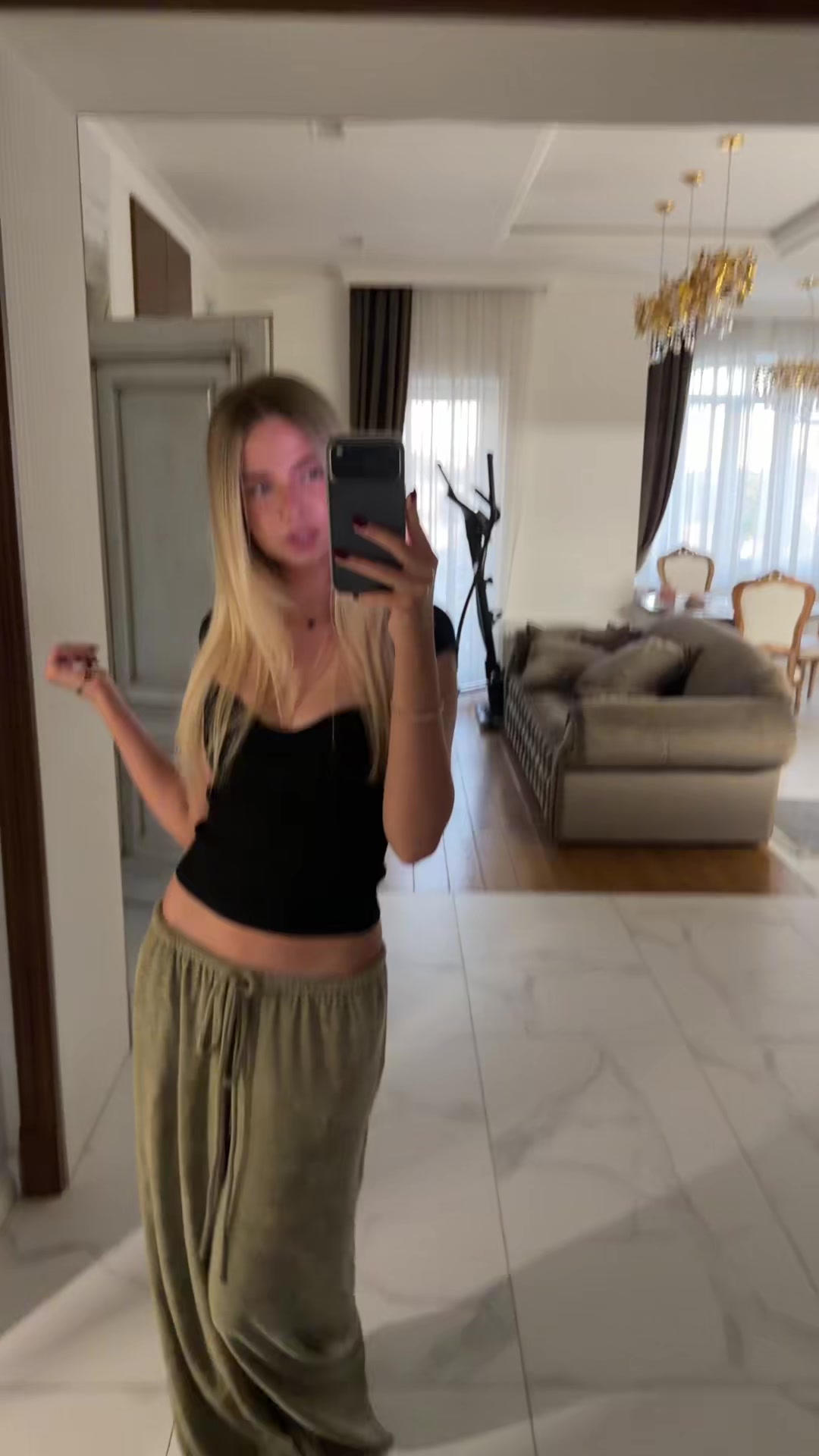 @vimollly