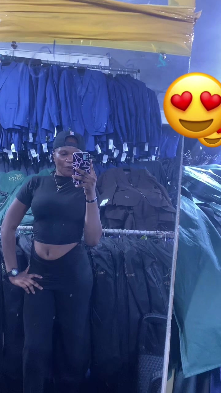 @justgoldern
