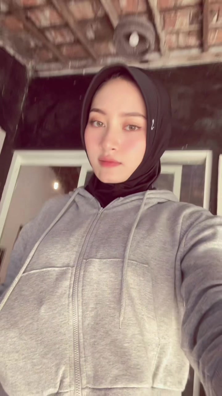 @yulisafv3