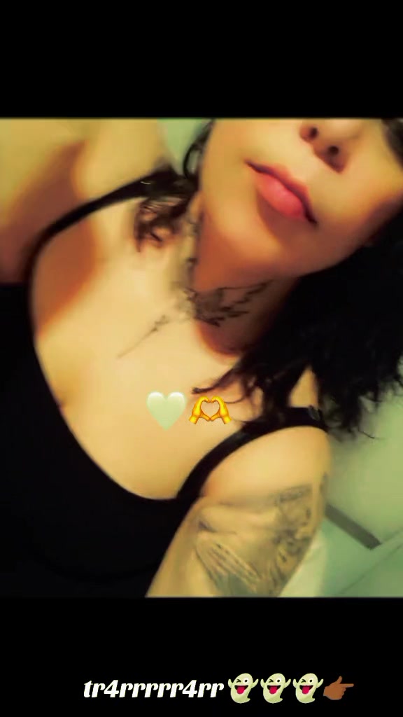 @🖤Eva🩷