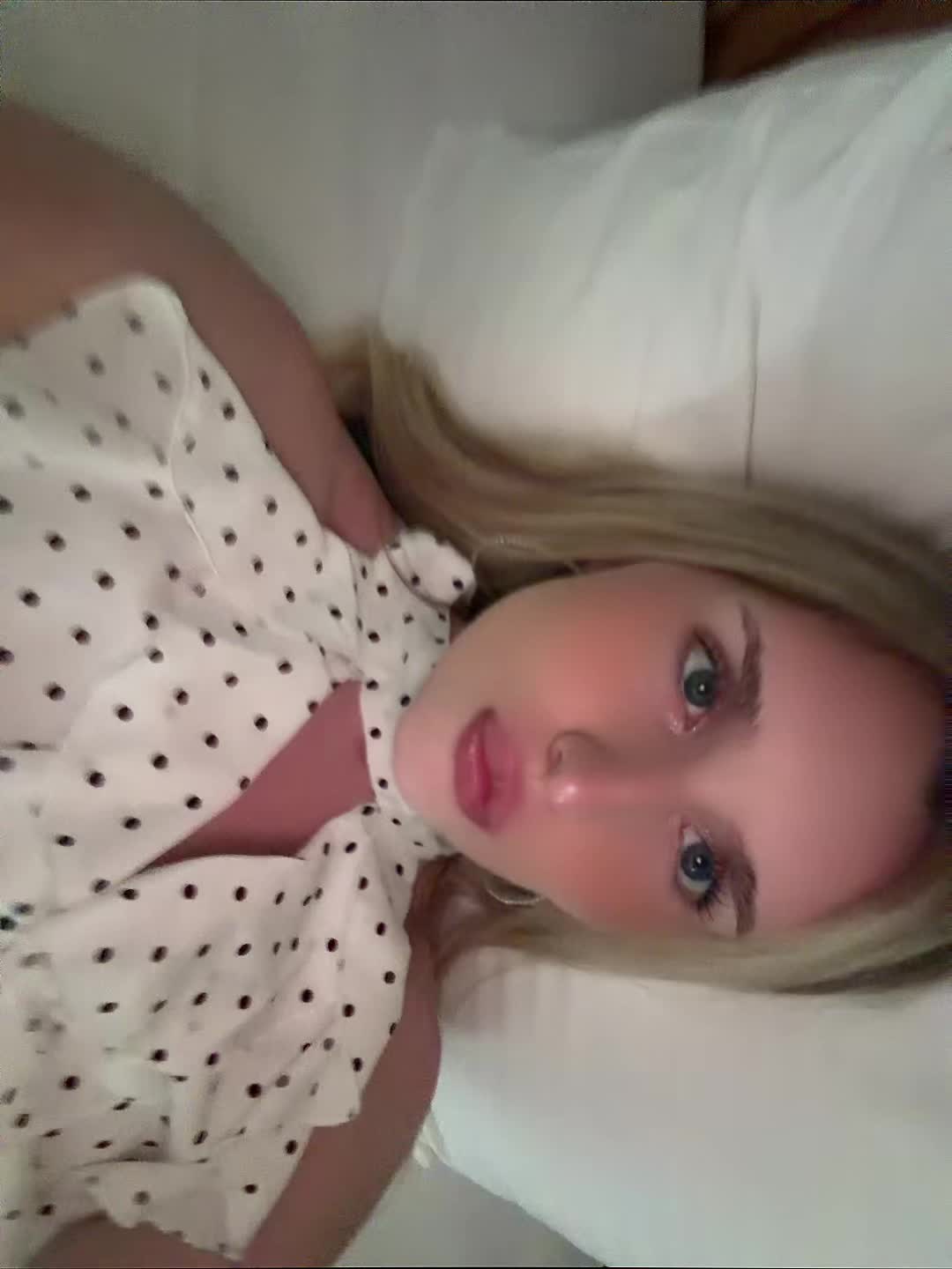 @heyypollya