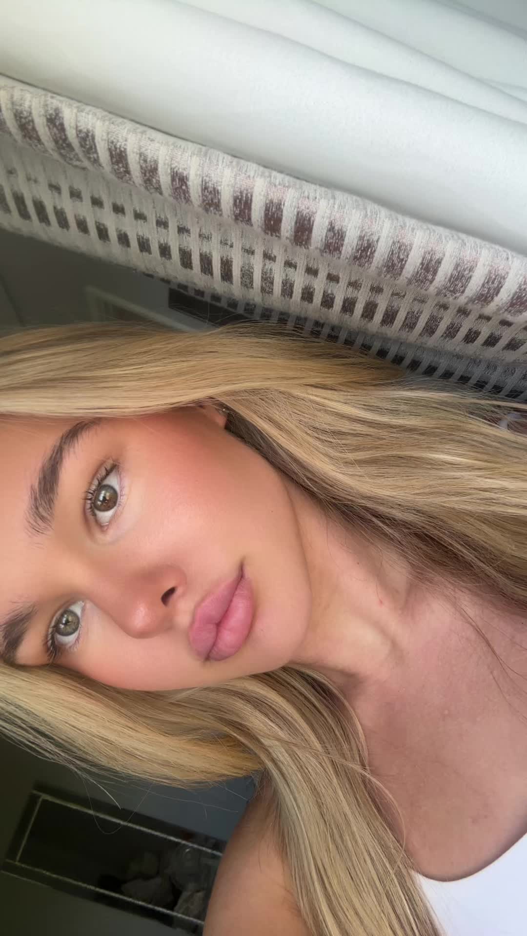 @elzz