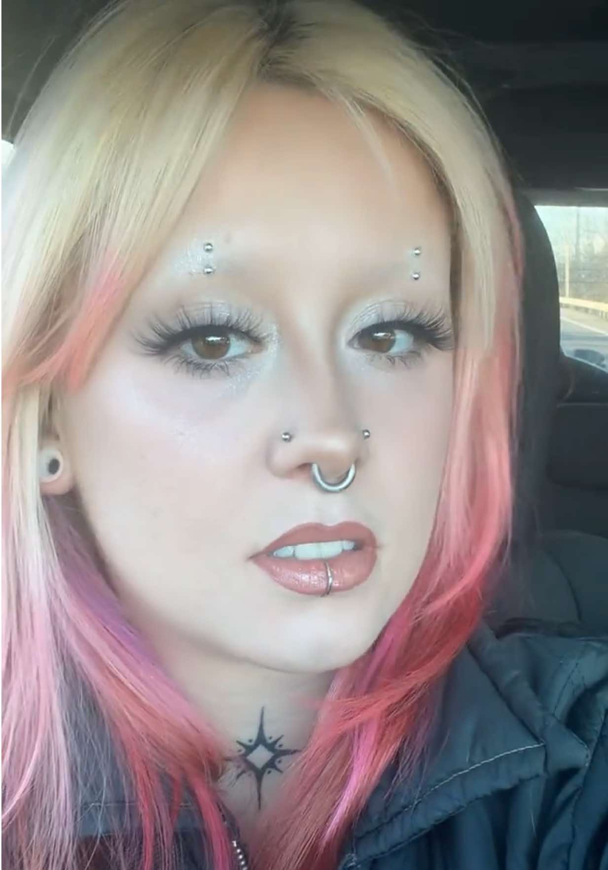 @sexiilexi69