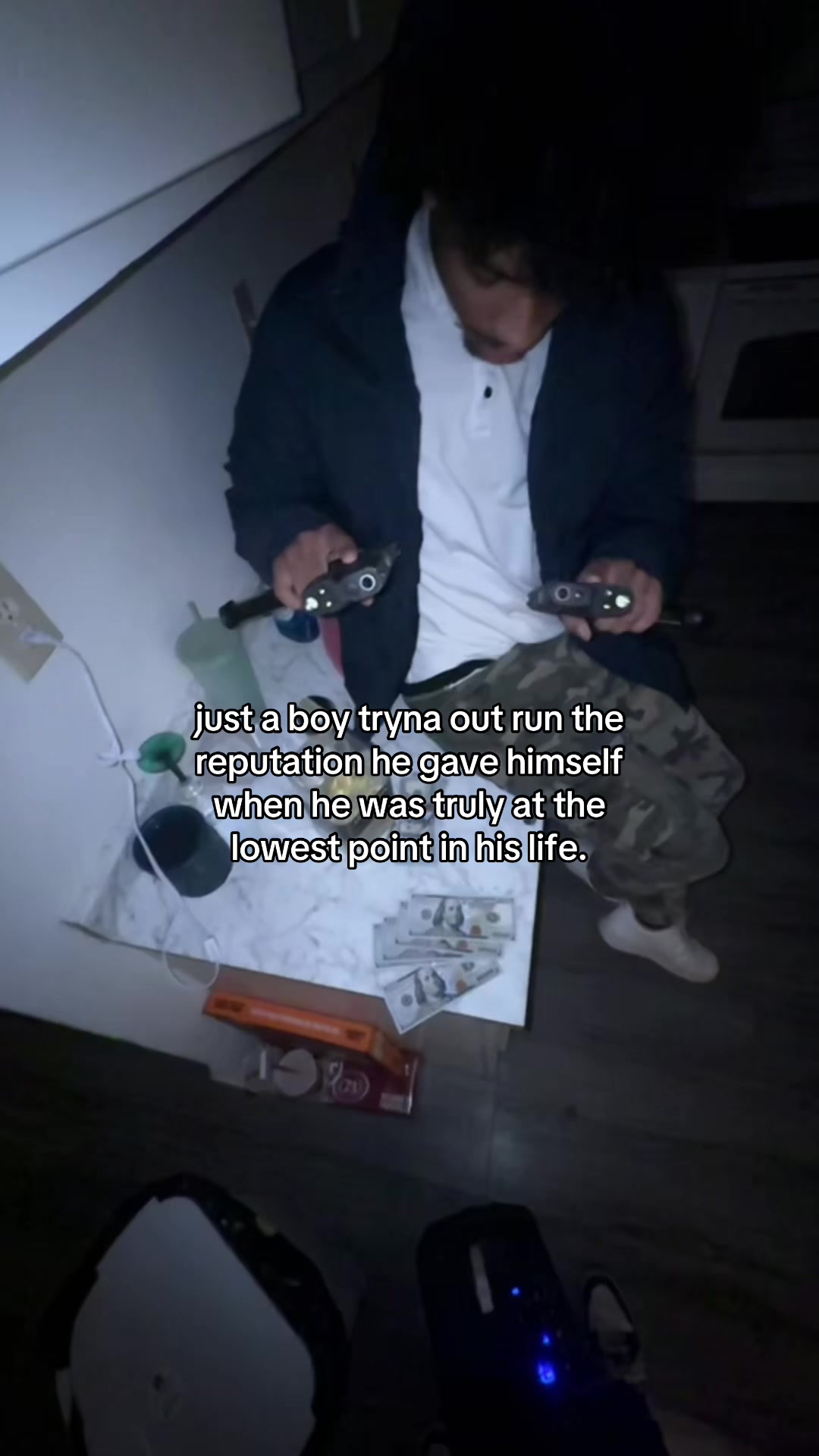 @️