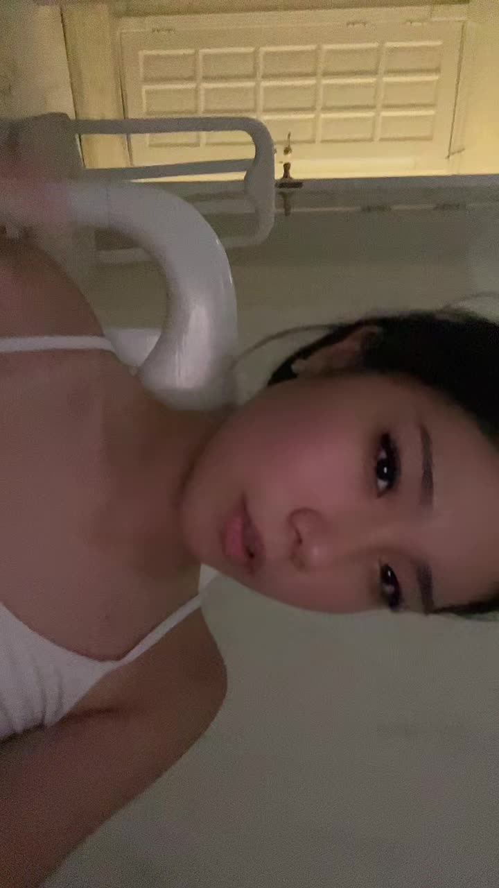 @qwerty.