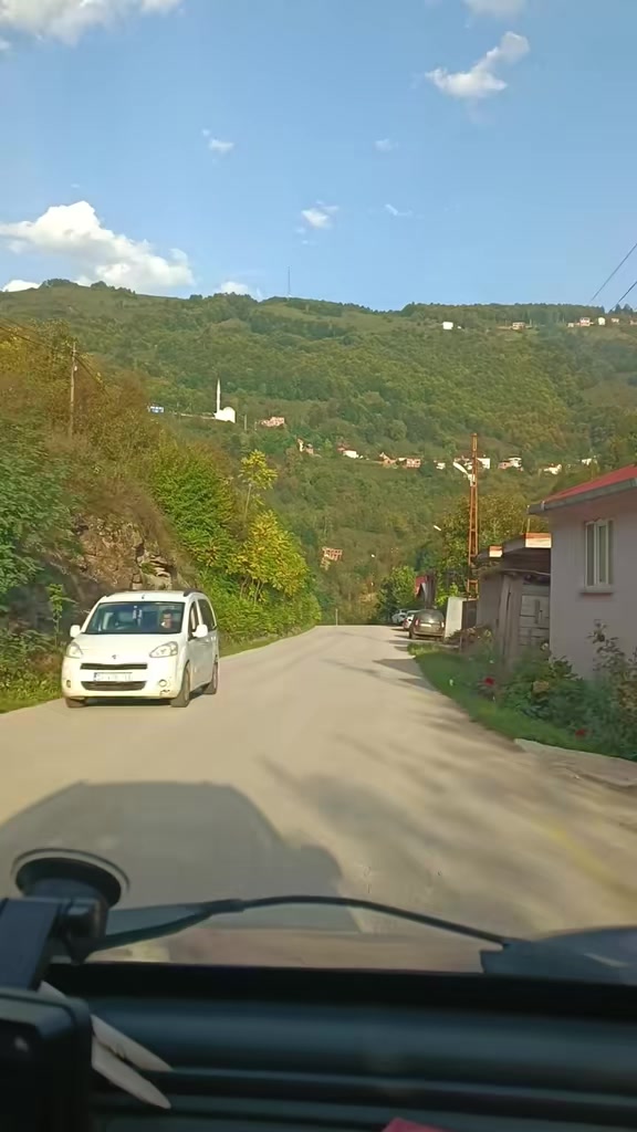 @SARI KOMUTAN🇹🇷
