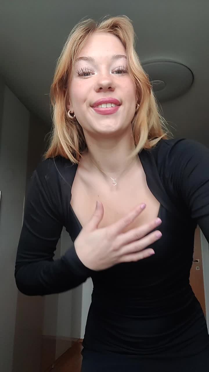 @Laura🥂💗