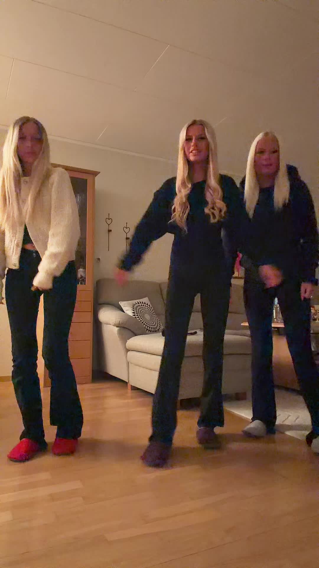 @tilda00