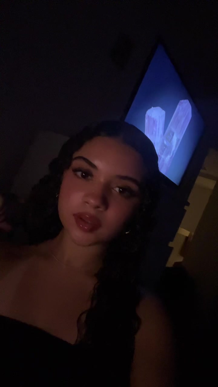 @👑