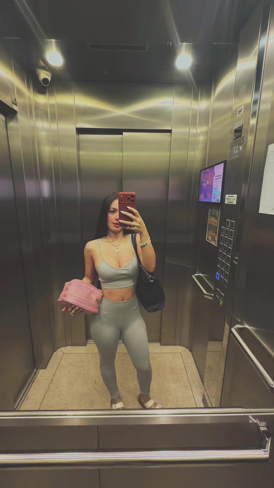@Lavínia Ximenex