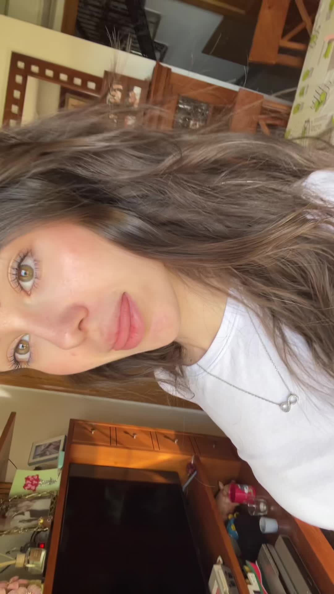@𝘠𝘰𝘭𝘢𝘯𝘥𝘢 𝘛𝘰𝘳𝘯𝘦𝘭
