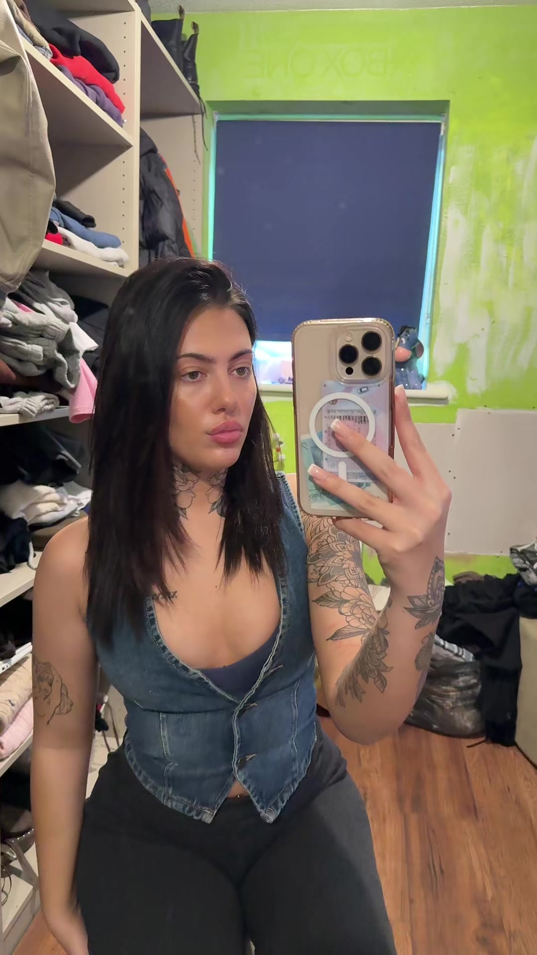 @morganhollyy