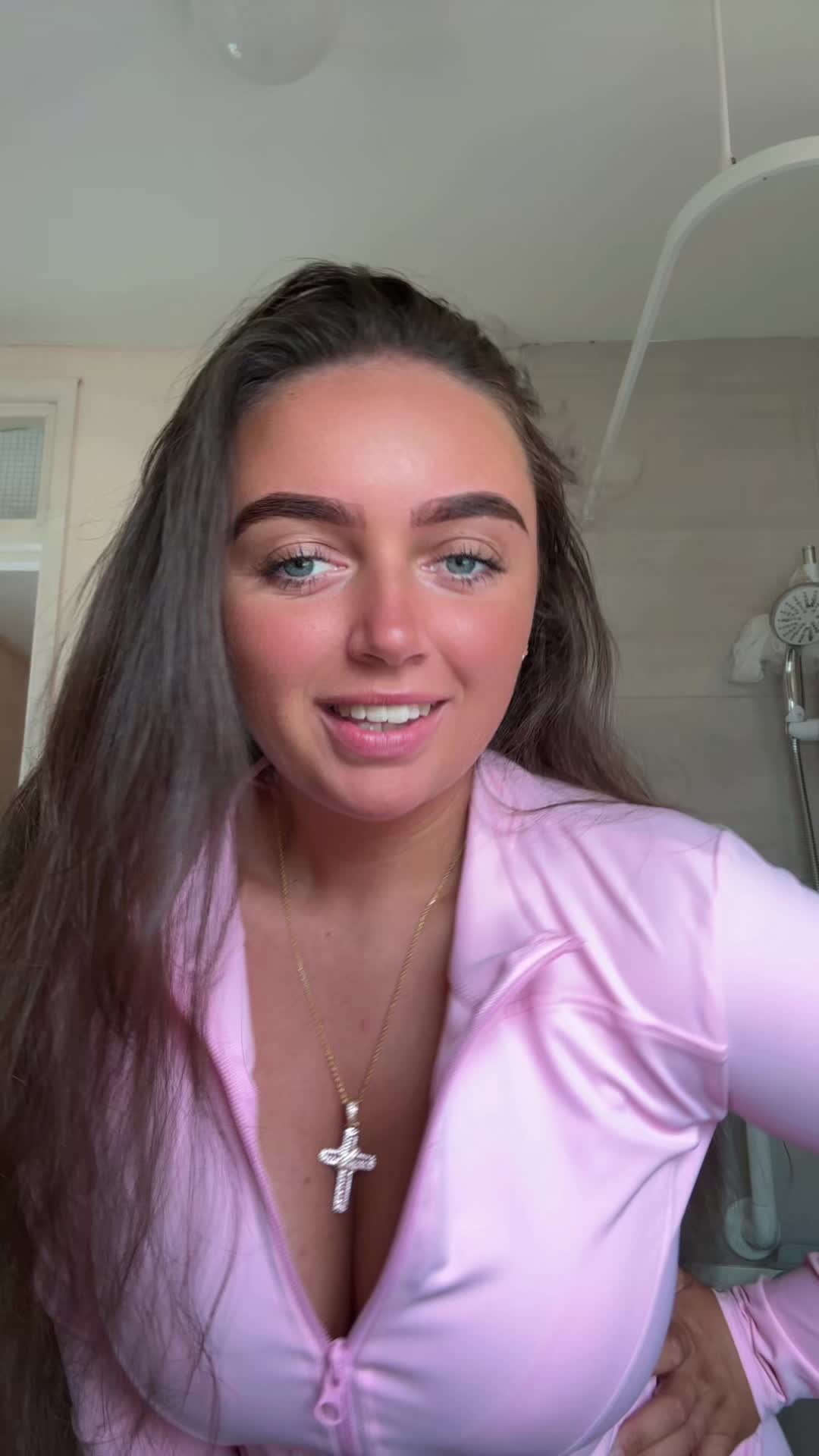 @𝓔𝓲𝓵𝓮𝓮𝓷 𝓬𝓪𝓼𝓮𝔂 👸🏽❤️