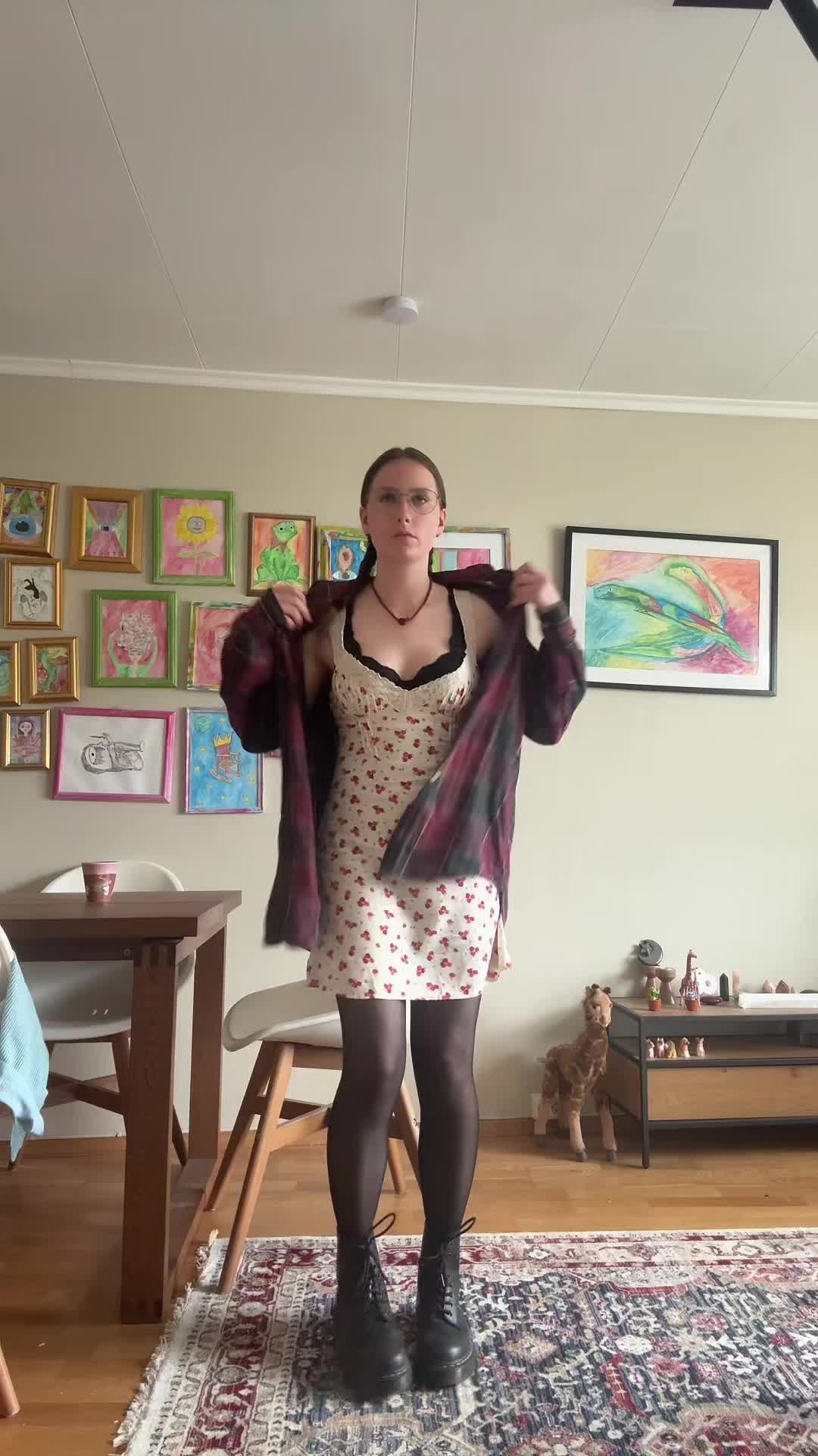 @Elinaskoog